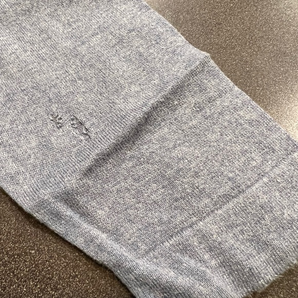 Hugo Boss long sleeve sweater - Picture 3 of 4